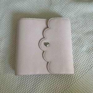 Scallop Edge Pink B6 hybrid planner binder with Heart Accent